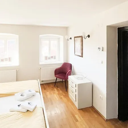 Stairway To The Castle Apartamento *