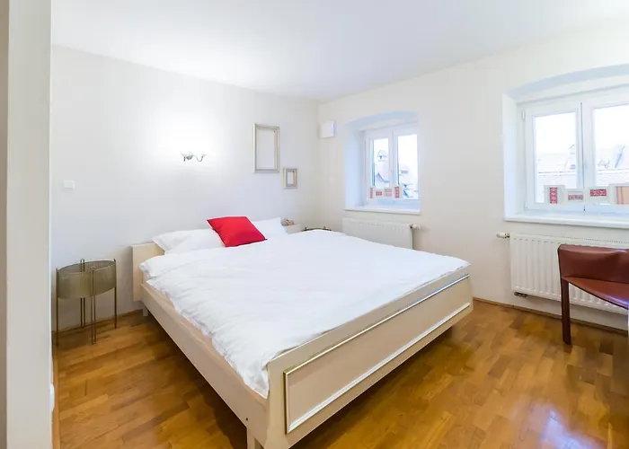 Stairway To The Castle Apartman