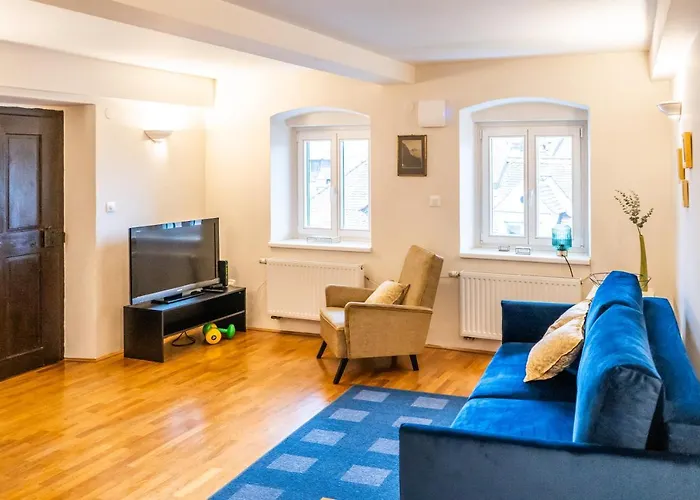 Apartment Stairway To The Castle *